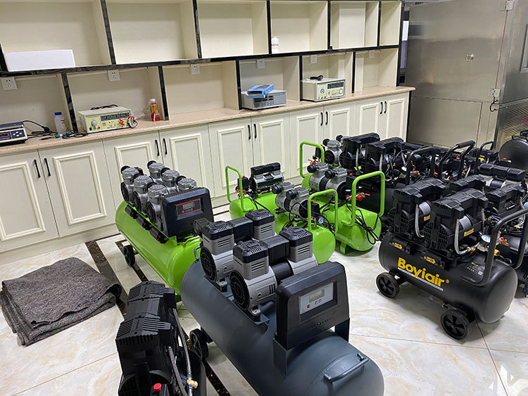 TECH LAB