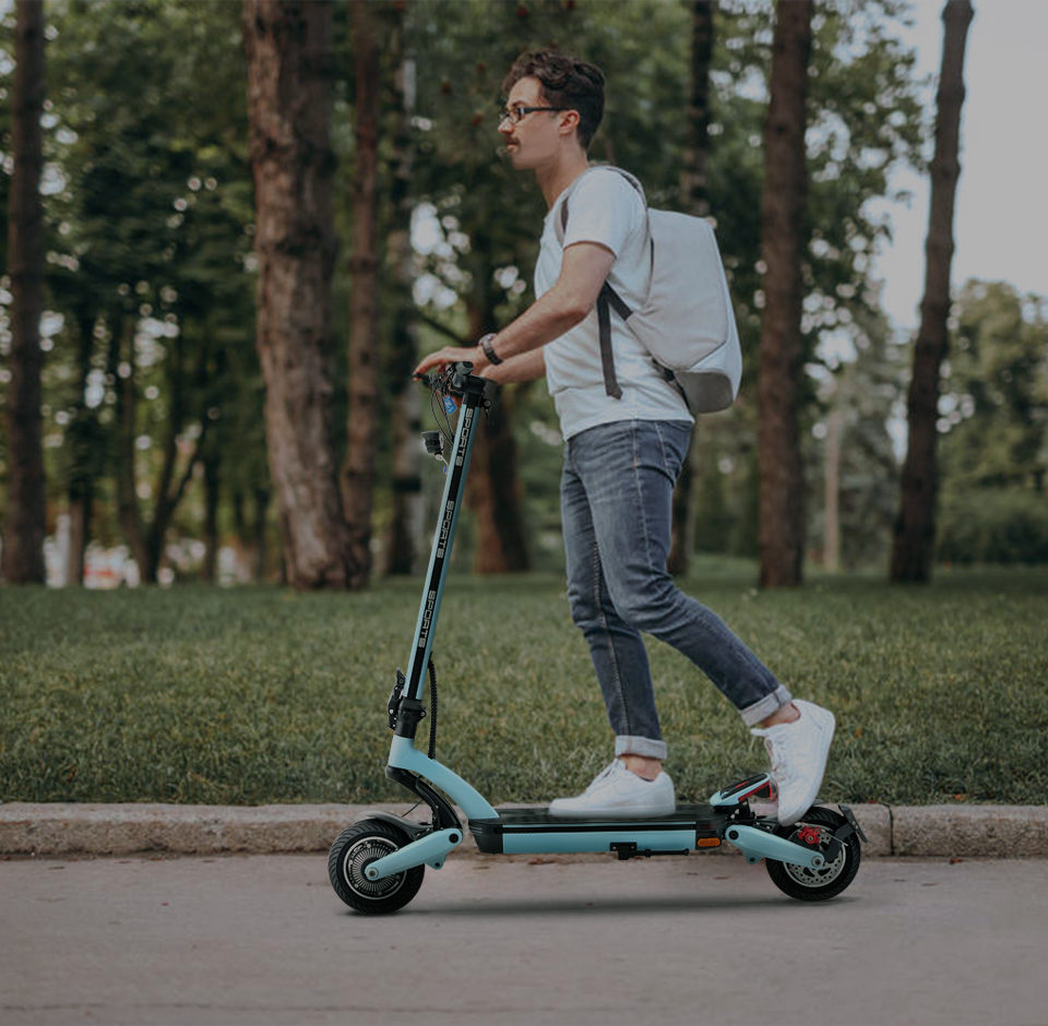 ADULT E-SCOOTER