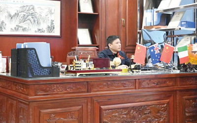 Jinhua Xuanrong Industry and Trade Co., Ltd.